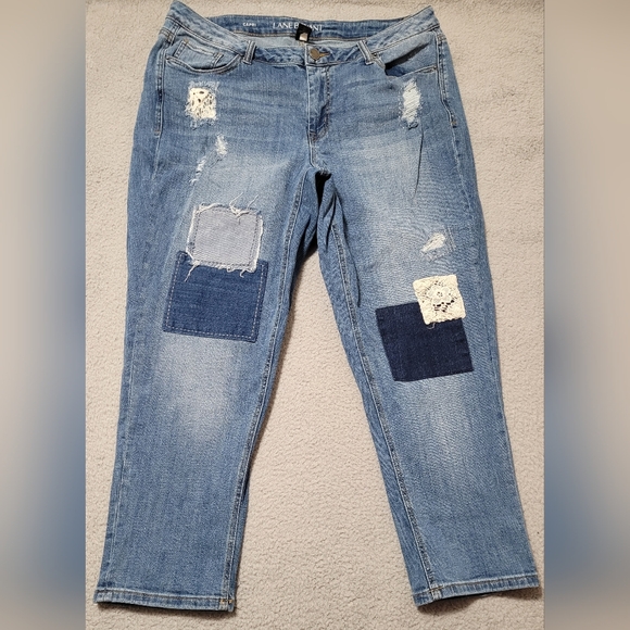Lane Bryant Capri Distressed Patched Jeans Size 18 - Picture 1 of 8